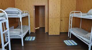 Гостиница Hostel Podsolnuh Тверь Кровать в общем женском номере с 4 кроватями-2
